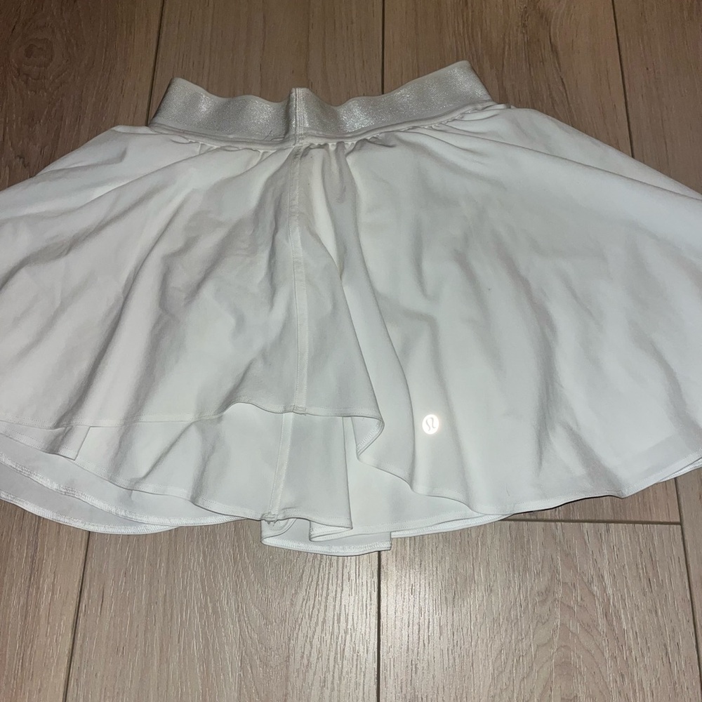 Lululemon Athletica White Skater Mini Skirt with Tie Front